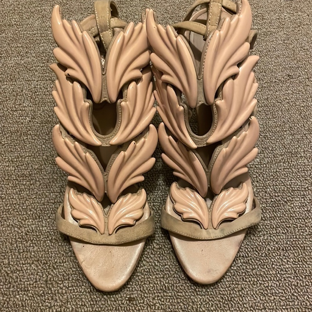 Authentic GIUSEPPE ZANOTTI Coline Cruel Wing High Heel Sandals nude !!!
